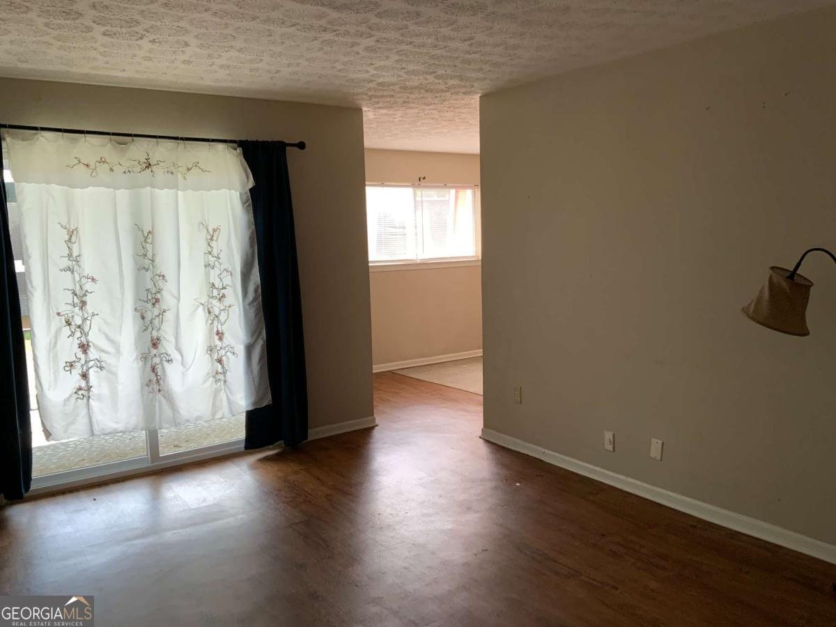 182 VIKING Court Athens - 1