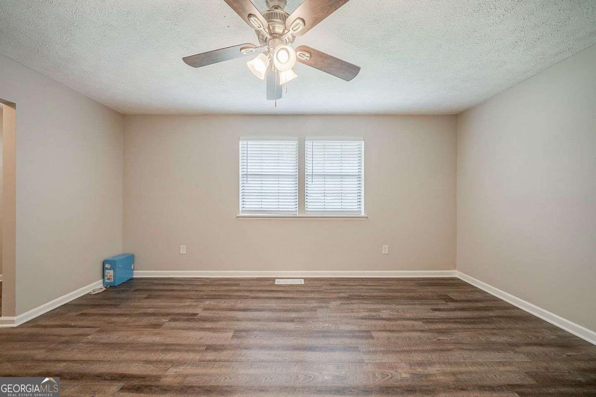 2233 Cherokee Valley Drive Lithonia - 7