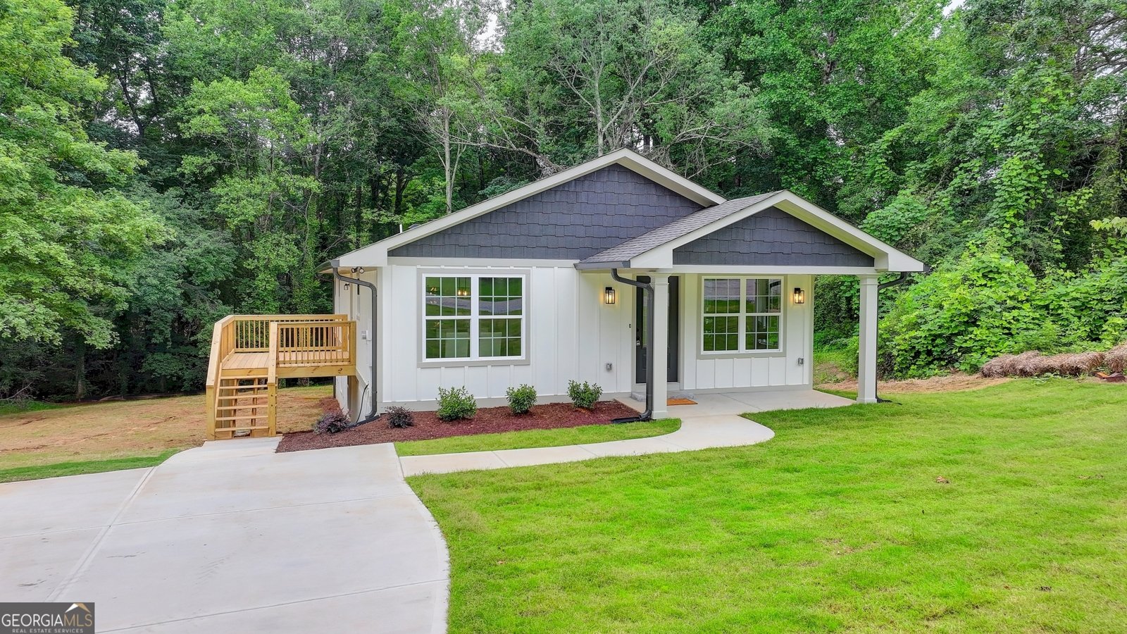 5371 WG Robinson Road Gainesville - 5