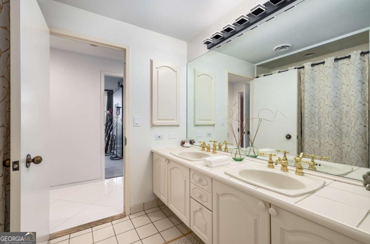 2660 Peachtree Road Atlanta - 31