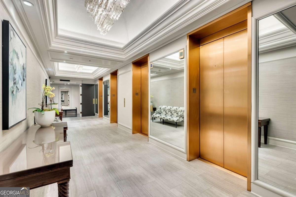 2660 Peachtree Road Atlanta - 50