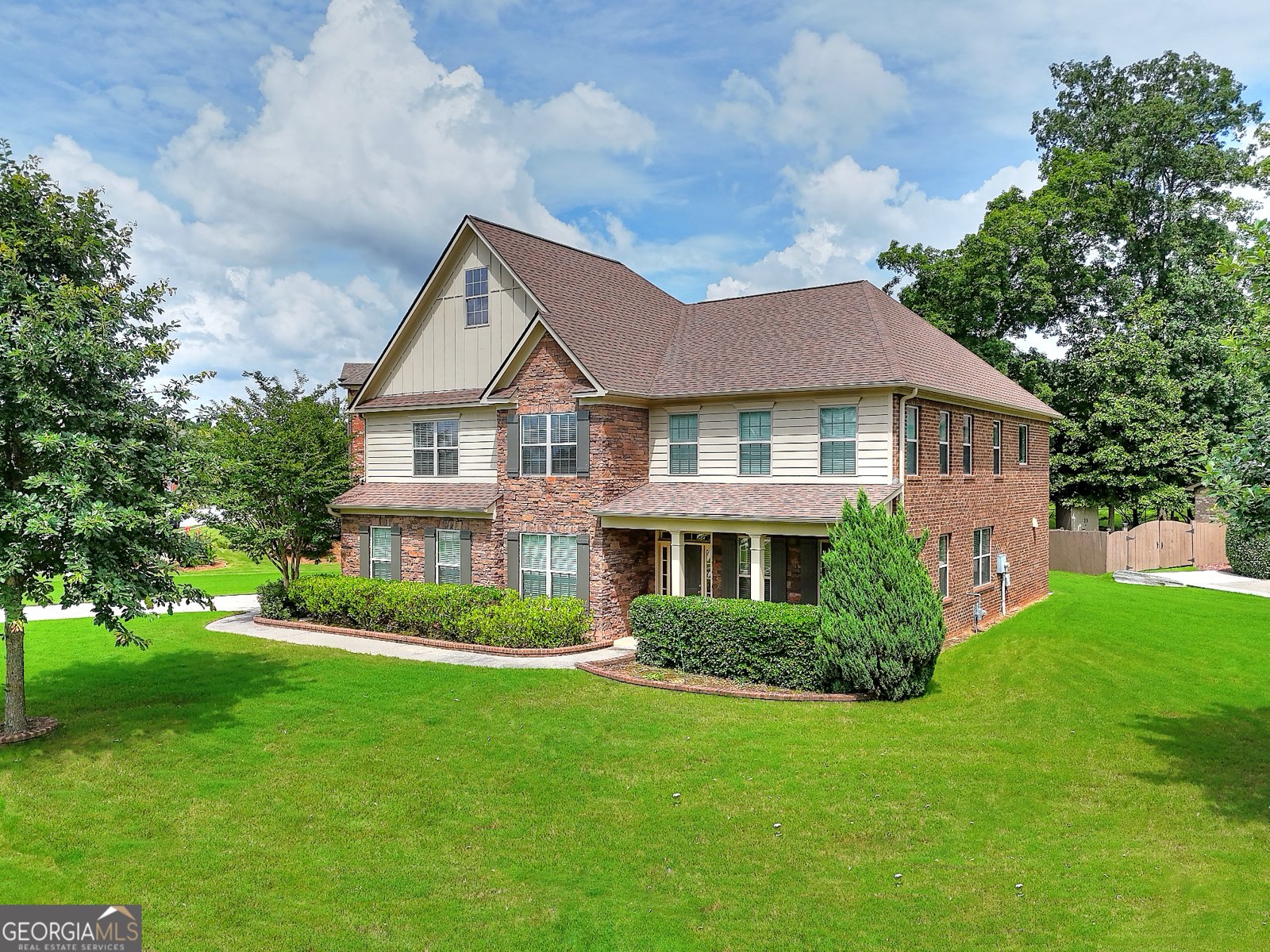 2458 Brook Park Trail Snellville - 1