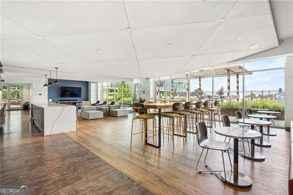 943 Peachtree Street Atlanta - 11