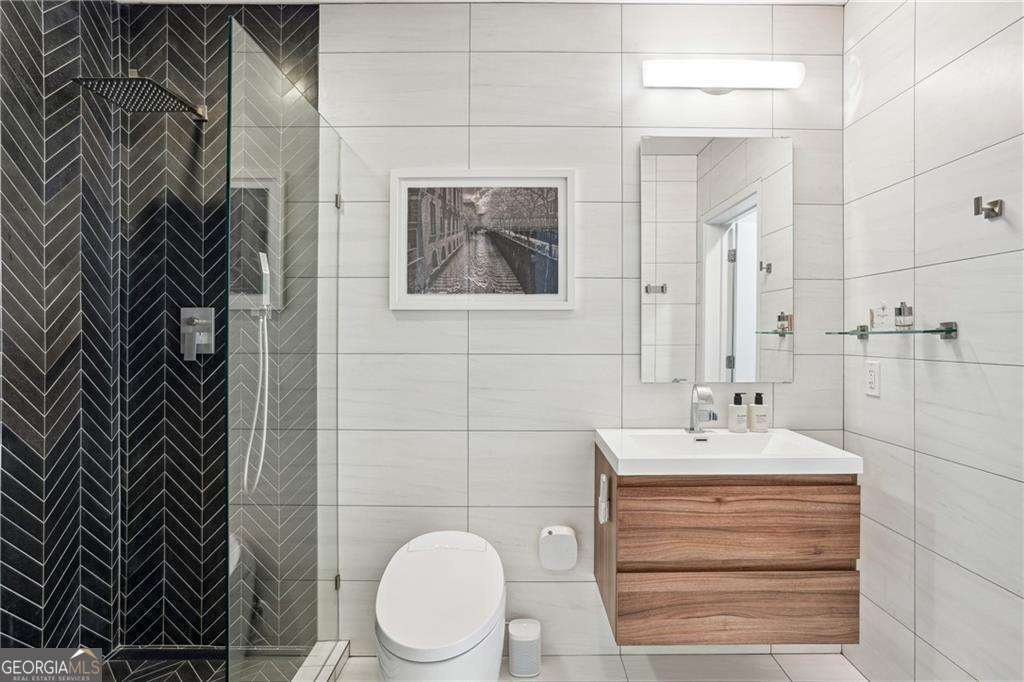 943 Peachtree Street Atlanta - 27