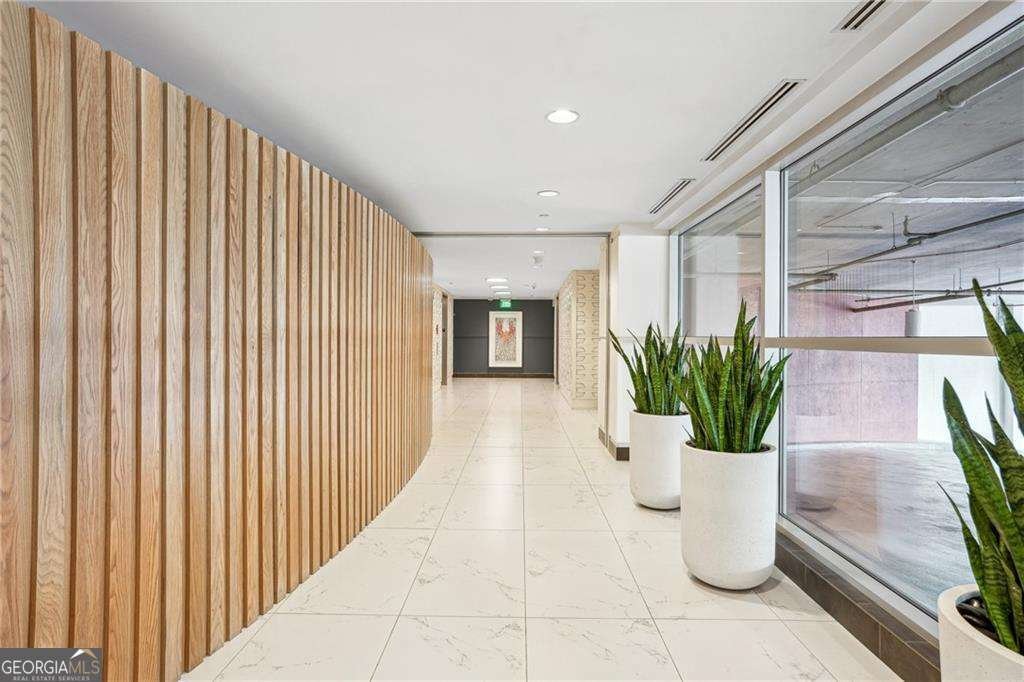 943 Peachtree Street Atlanta - 31