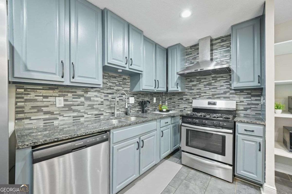 5242 Mccarter Station Stone Mountain - 24