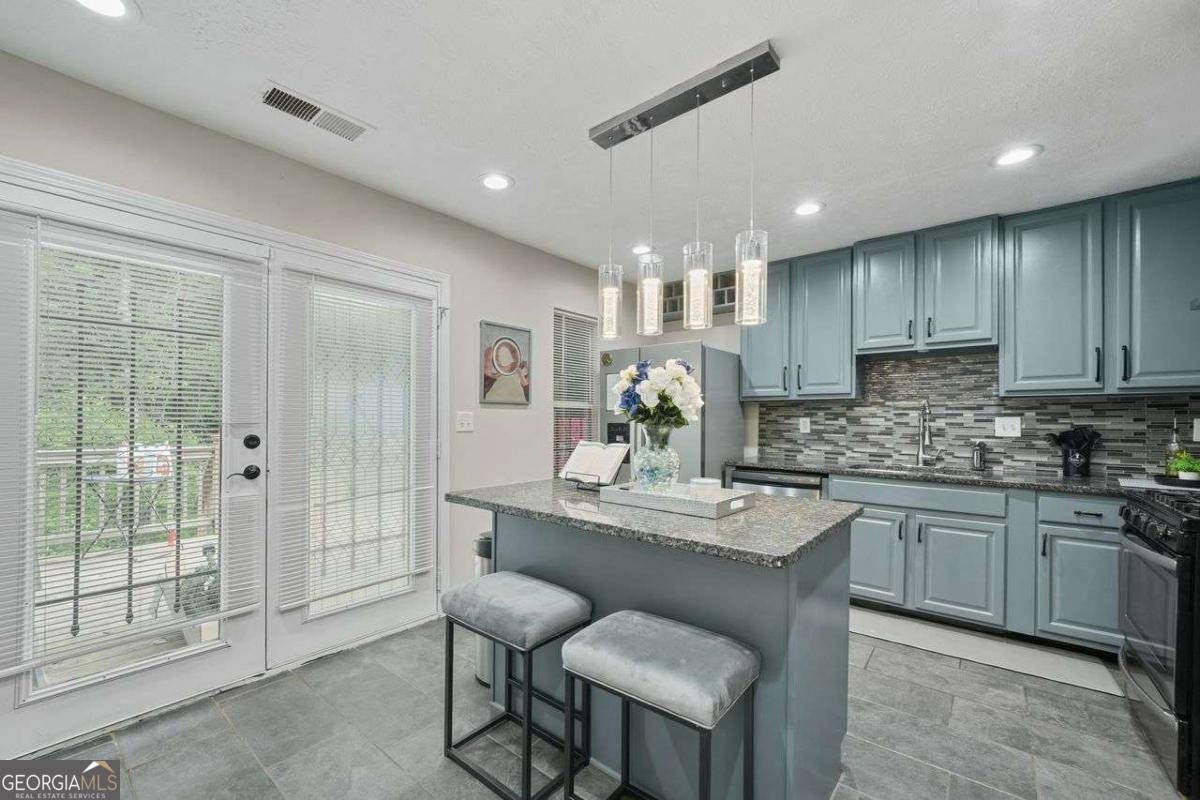 5242 Mccarter Station Stone Mountain - 5