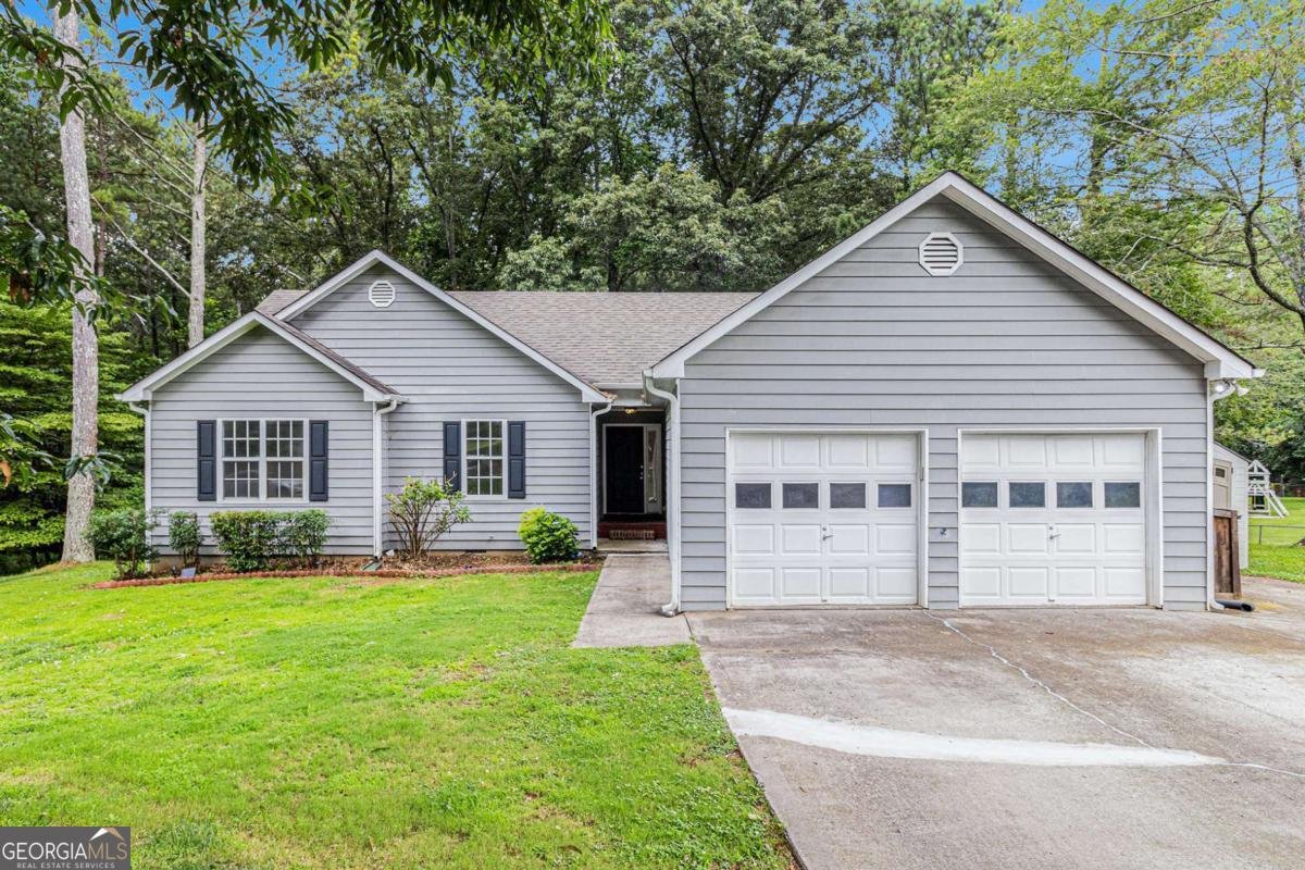 112 Laguna Springs Drive Woodstock - 1