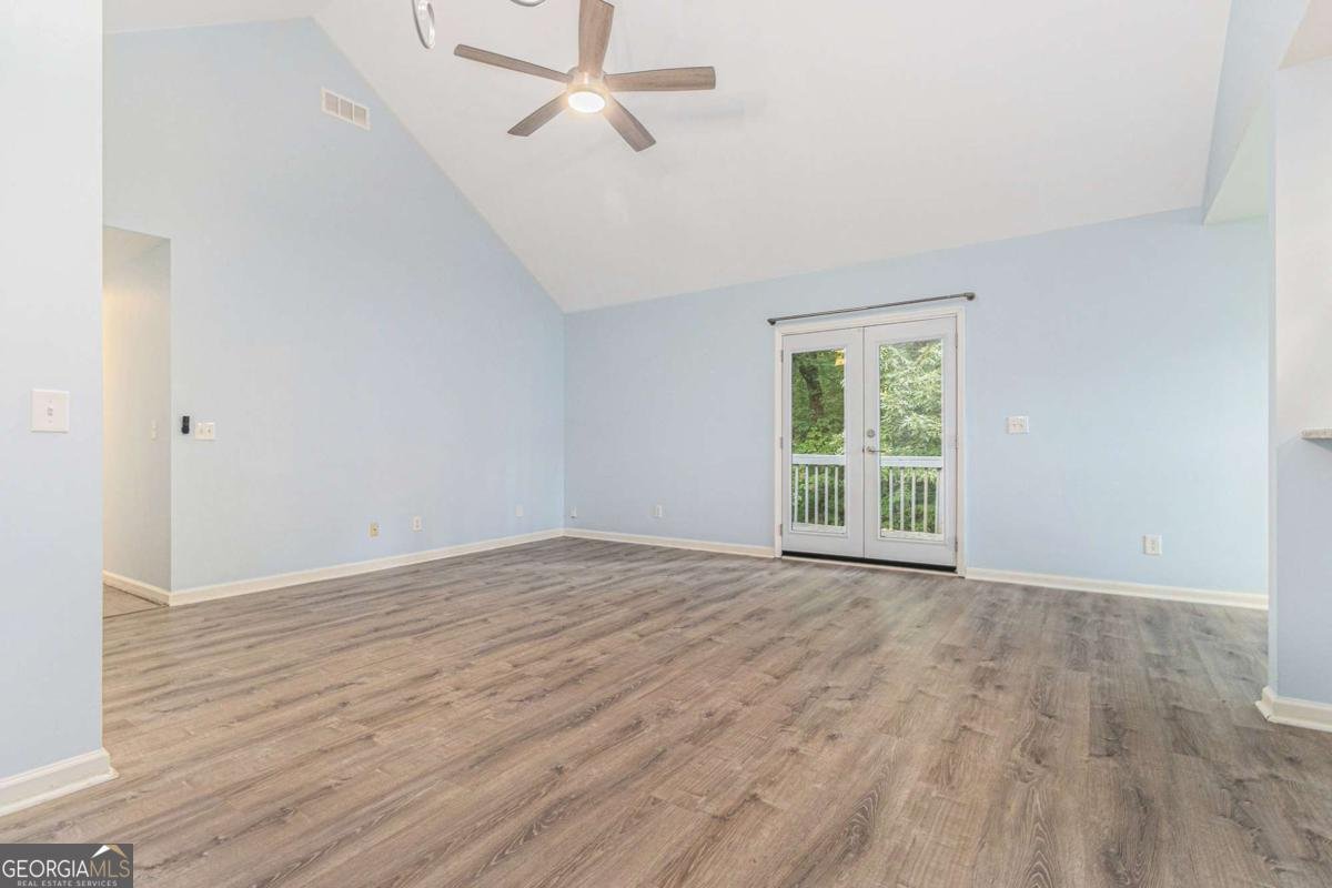 112 Laguna Springs Drive Woodstock - 7
