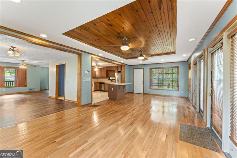 137 TRICKUM HILLS Drive Woodstock - 13