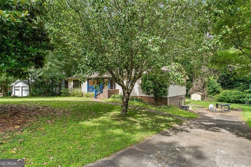 137 TRICKUM HILLS Drive Woodstock - 27