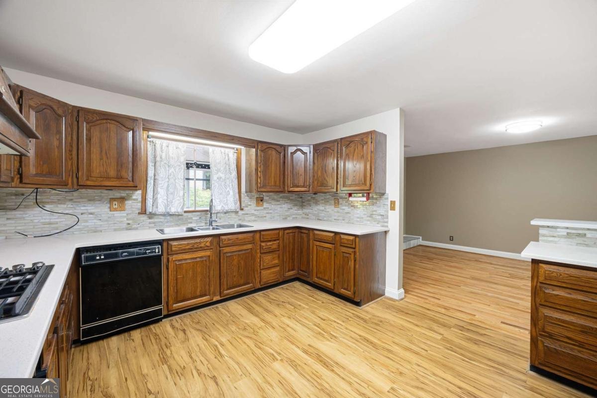 3272 Pinestream Road Atlanta - 13