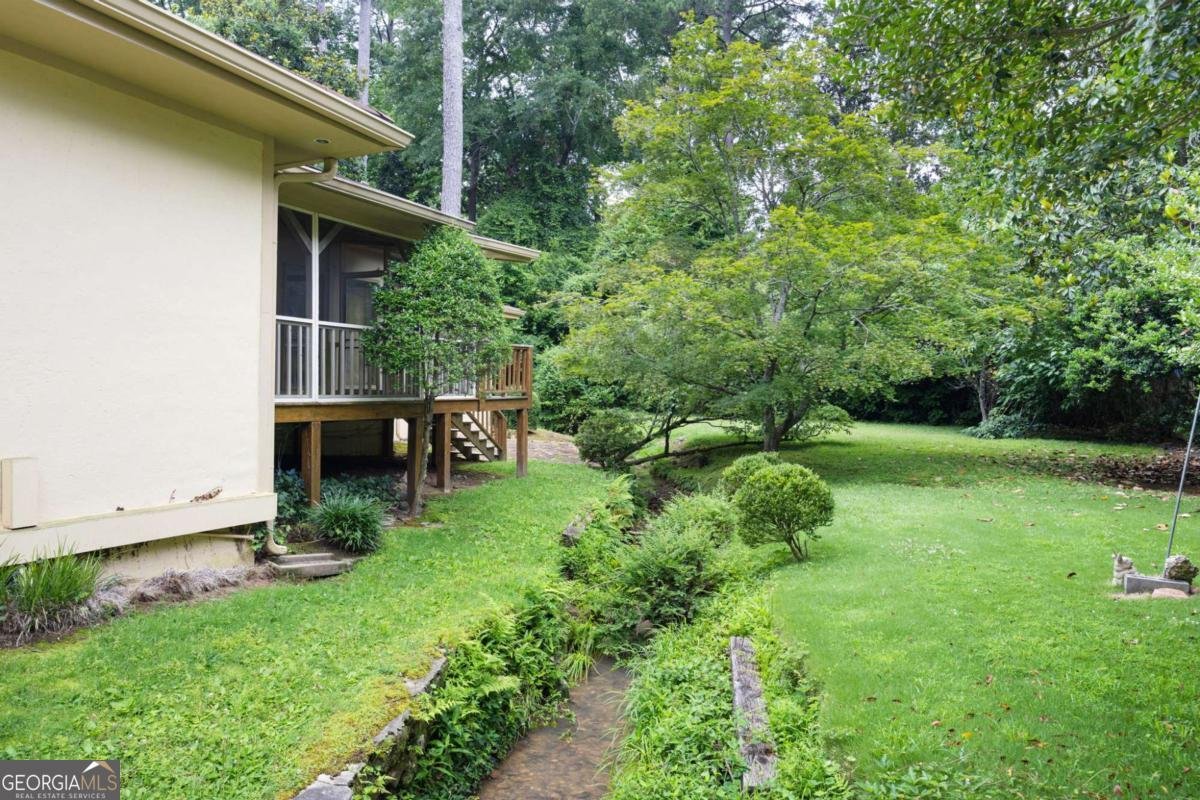 3272 Pinestream Road Atlanta - 28