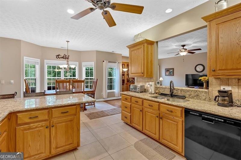 17 Sassafras Trail Cartersville - 24