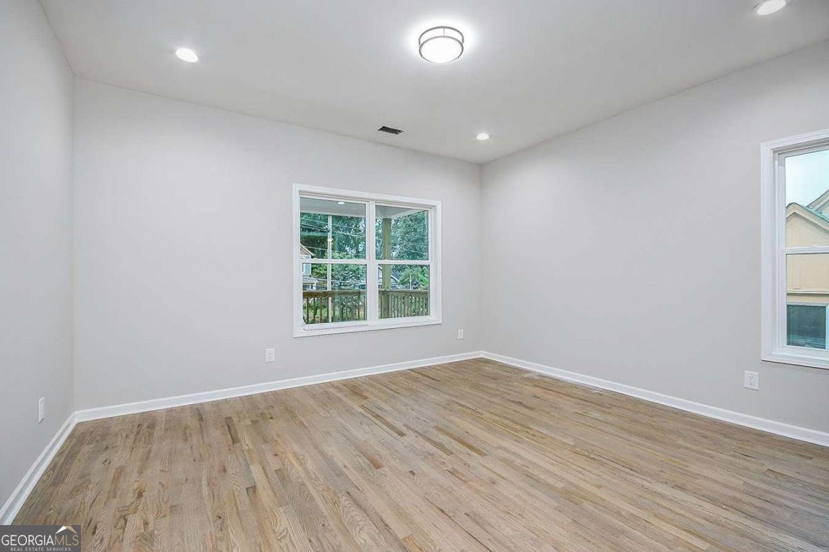 809 Dill Avenue Atlanta - 13