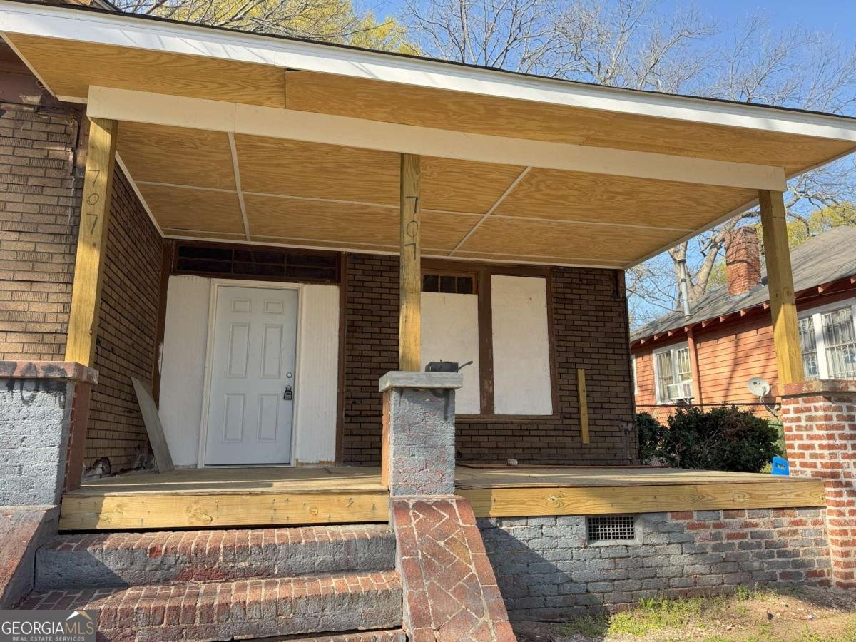 707 Dill Avenue Atlanta - 1