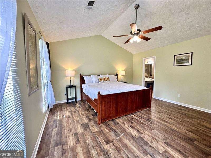 5223 HOLLYFIELD Drive Stone Mountain - 14