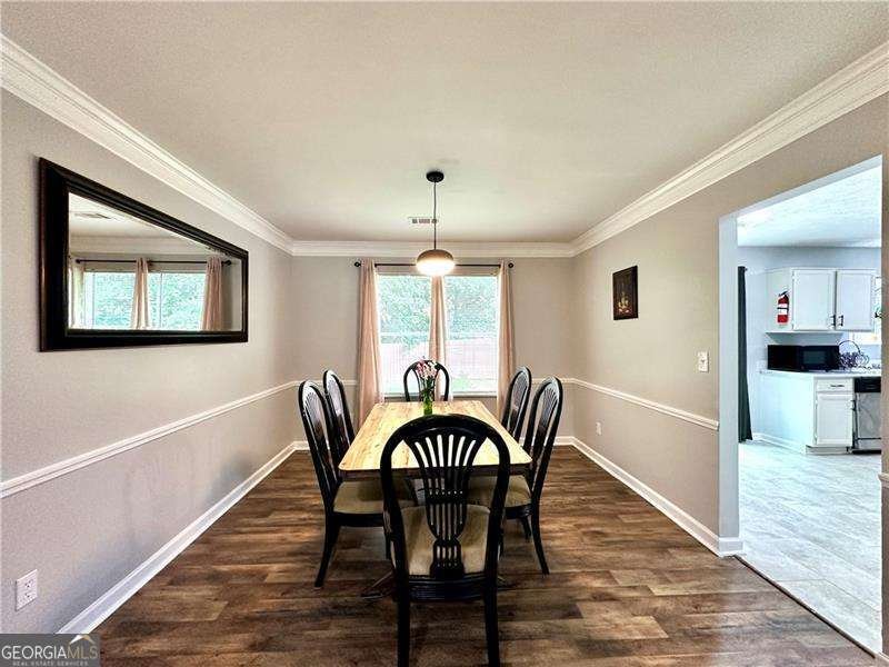 5223 HOLLYFIELD Drive Stone Mountain - 4