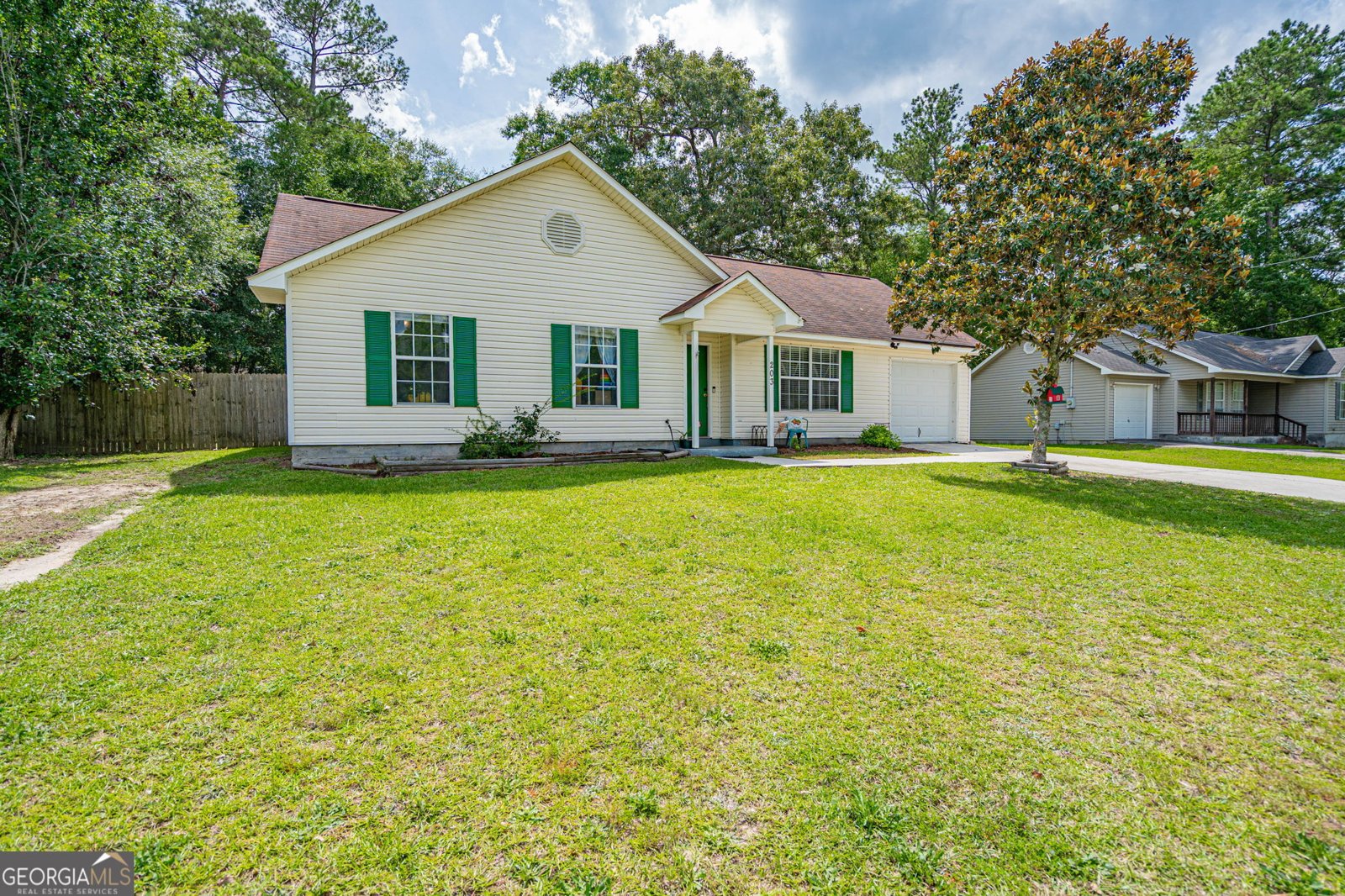 203 Deer Road Springfield - 2