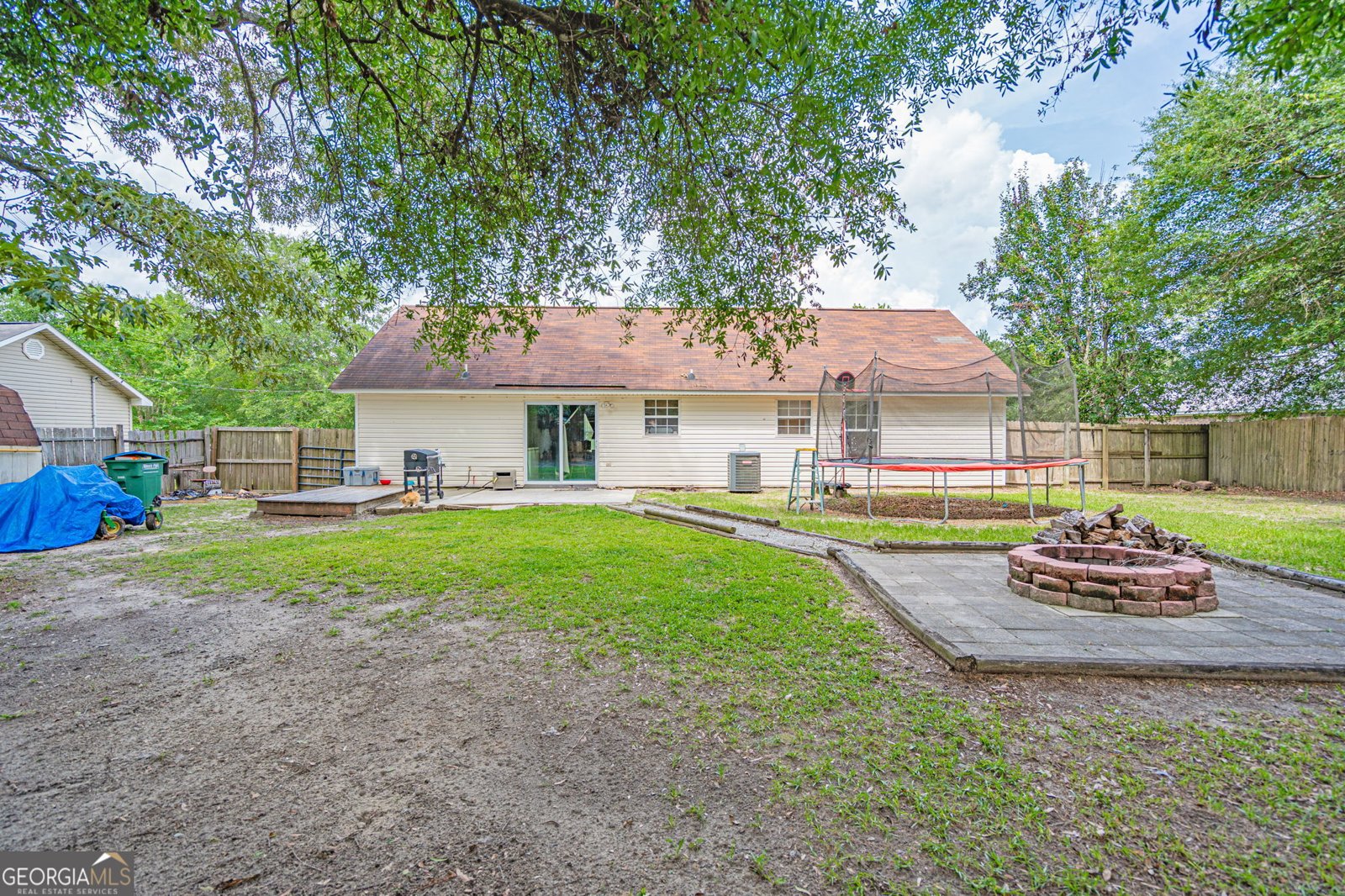 203 Deer Road Springfield - 32
