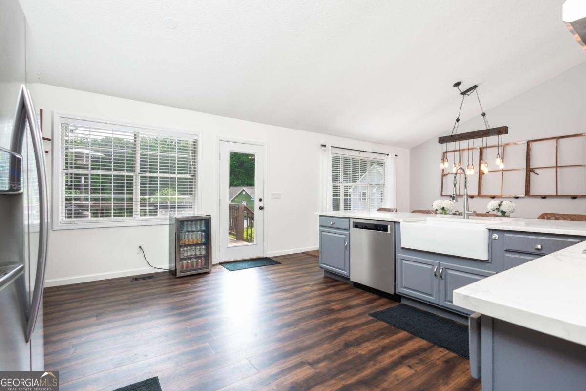 388 Rose Creek Place Woodstock - 11