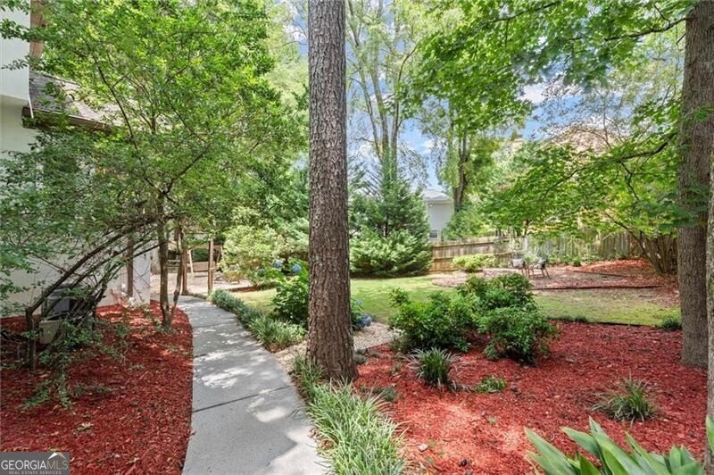 4300 May Apple Drive Alpharetta - 75