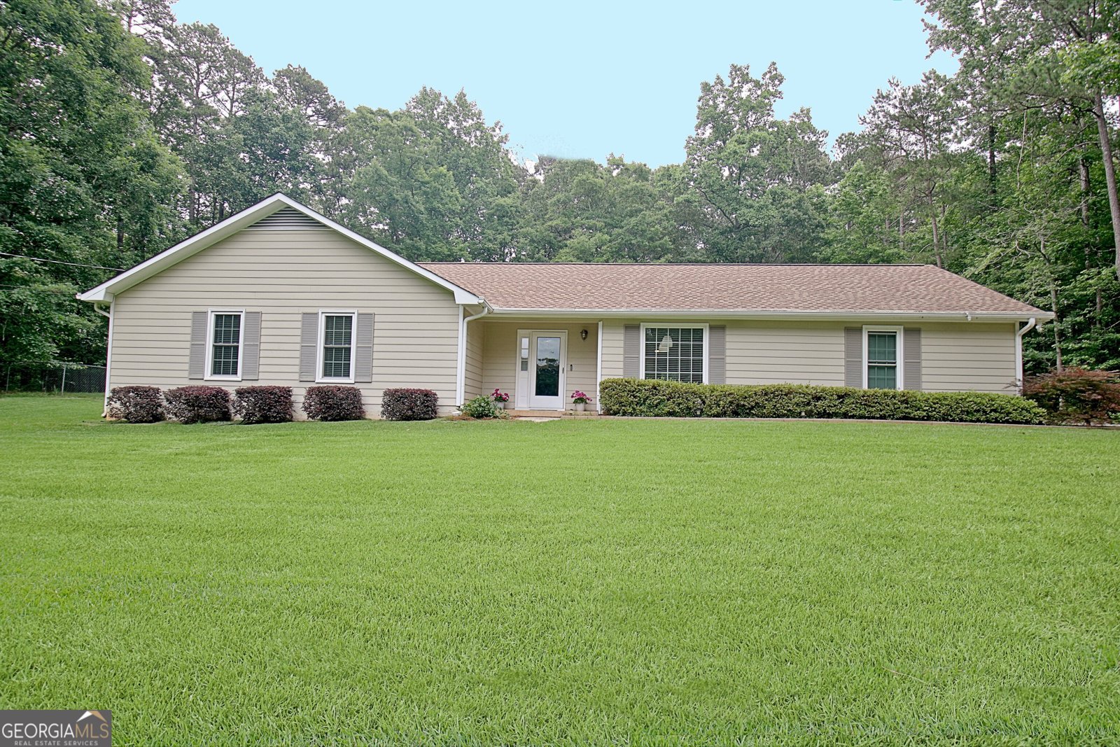 210 Grandchester Way Fayetteville - 1
