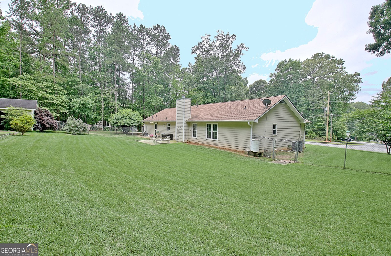 210 Grandchester Way Fayetteville - 44