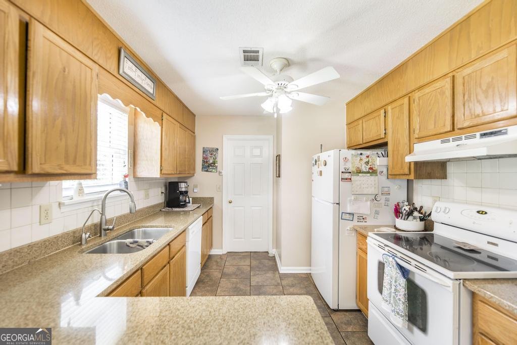 6219 Clayts Circle Macon - 13