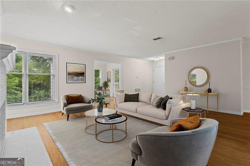 111 Abingdon Way Sandy Springs - 2
