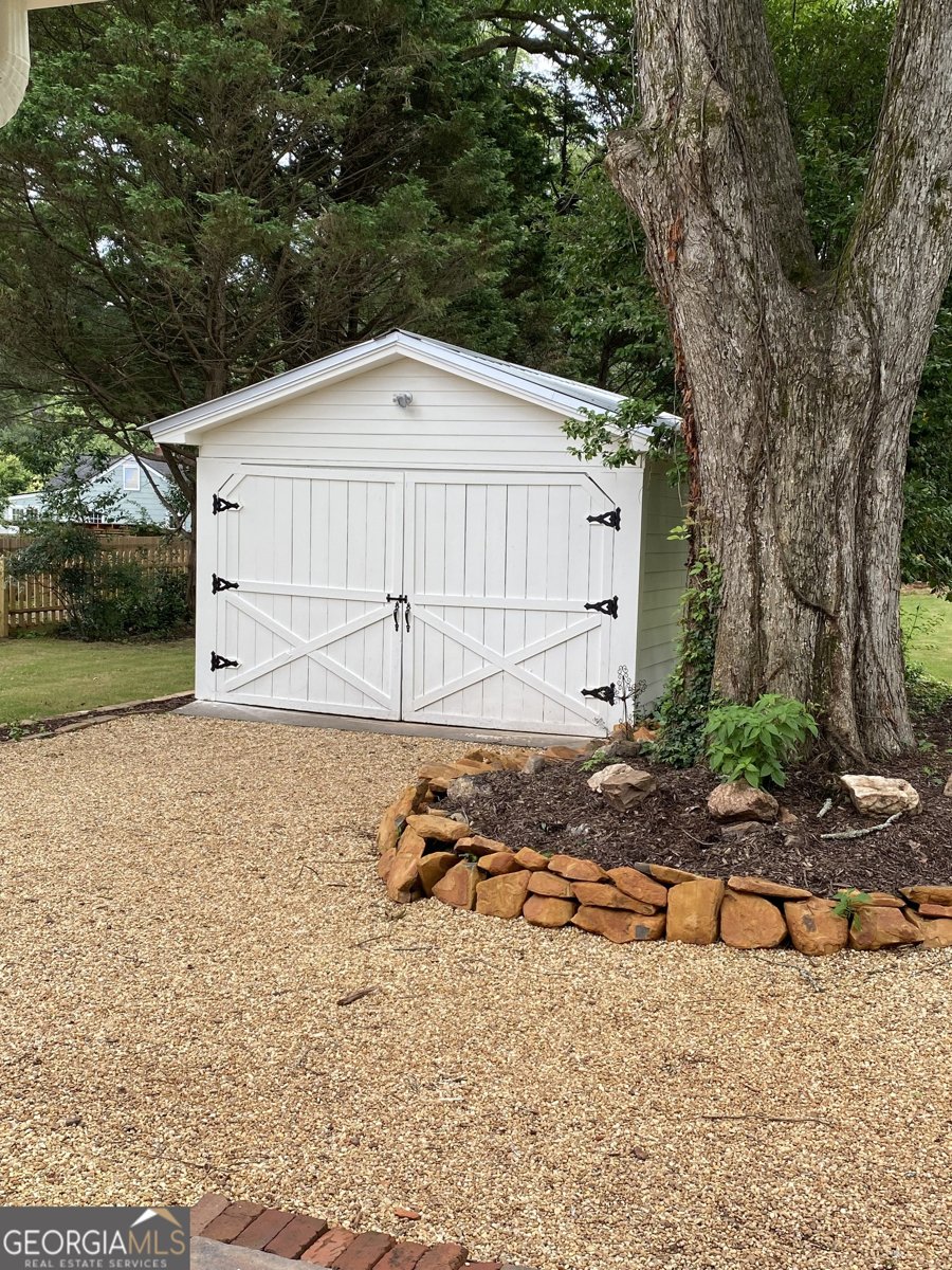 406 Pine Street Madison - 11