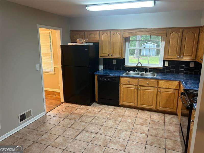 4902 Pine Hill Court Stone Mountain - 6