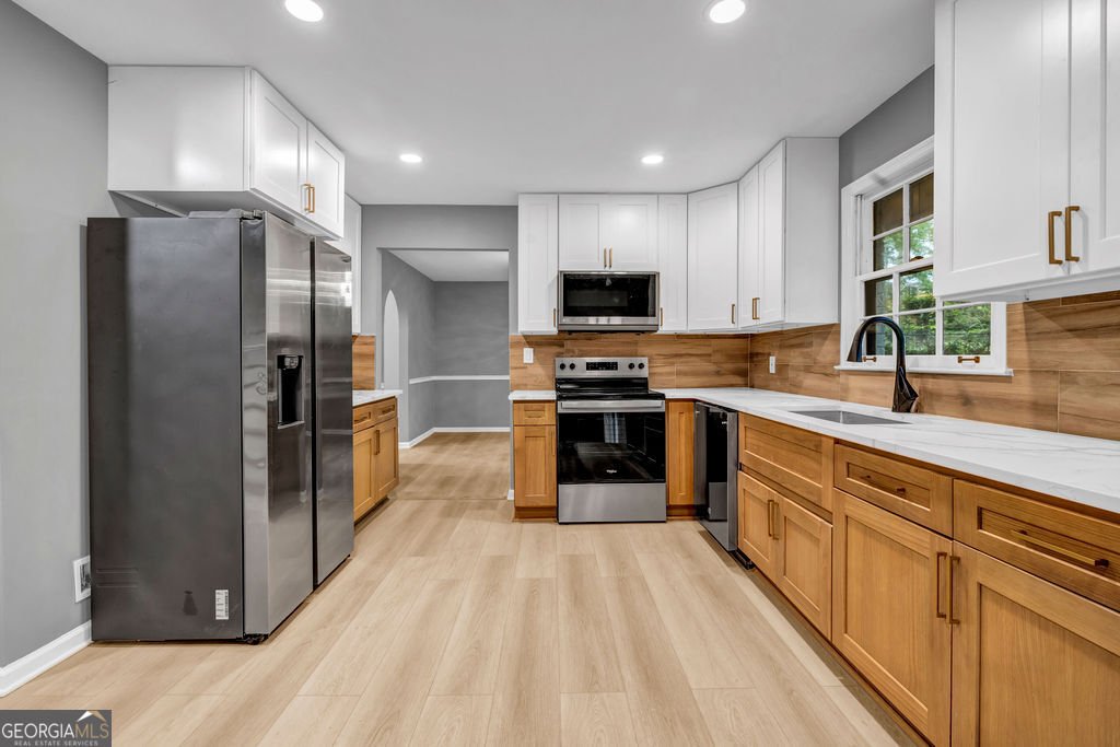 4260 Bonaparte Tucker - 10