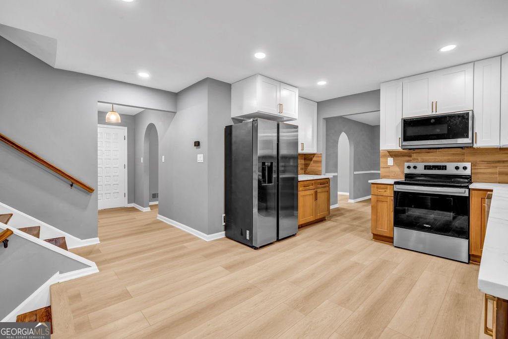 4260 Bonaparte Tucker - 11
