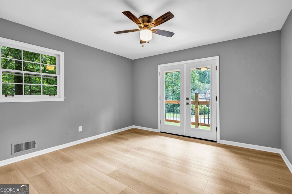 4260 Bonaparte Tucker - 12
