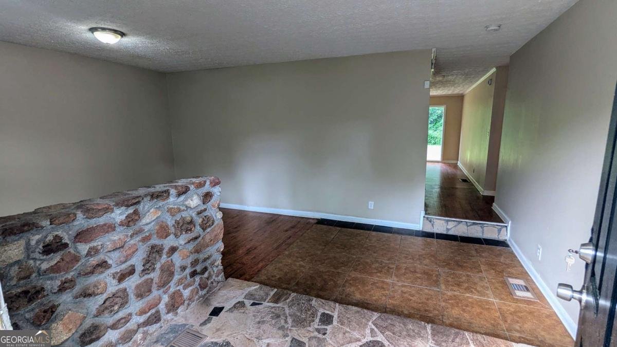 1127 Renee Drive Decatur - 3