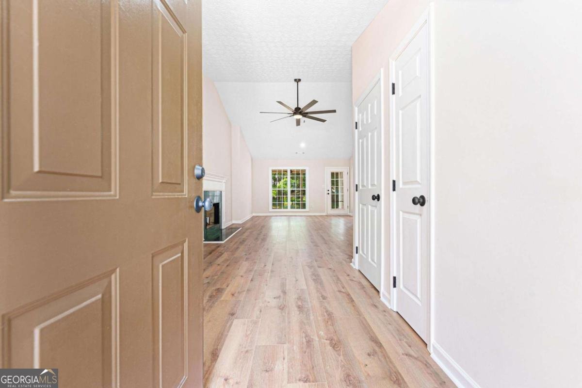 4210 Platinum Court Hoschton - 3
