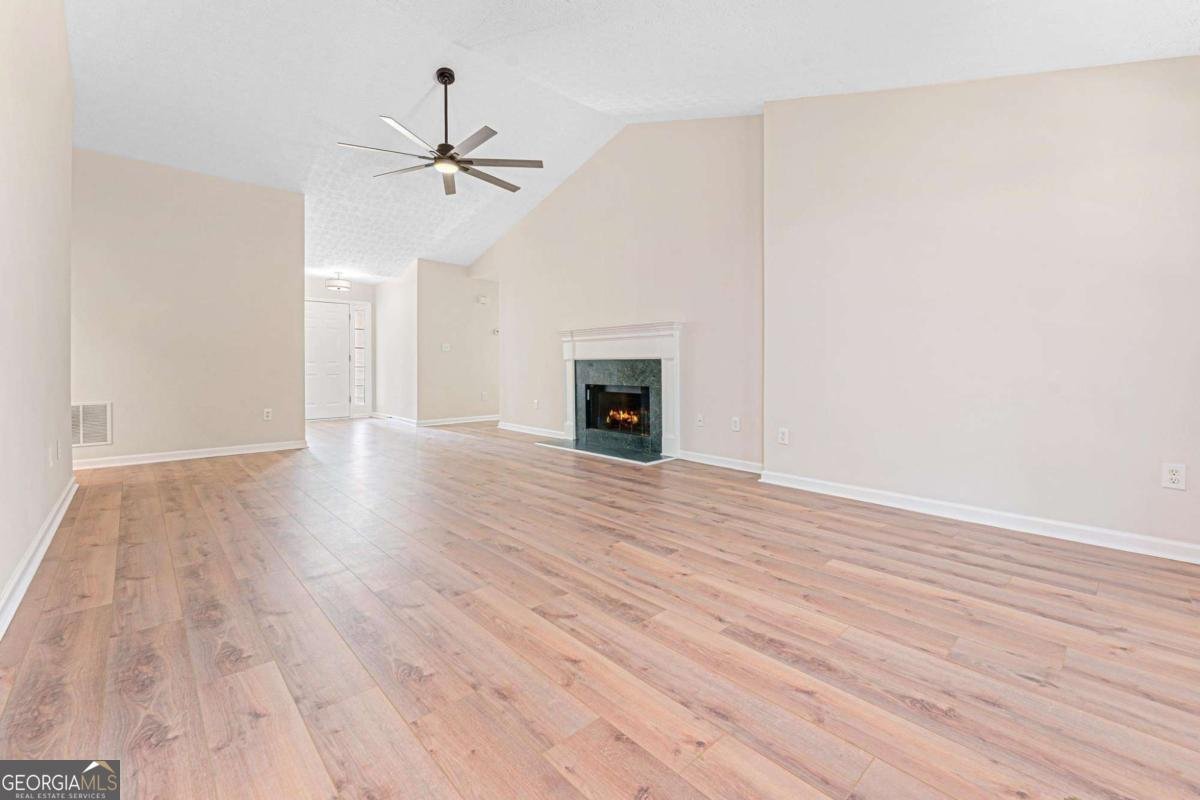 4210 Platinum Court Hoschton - 5