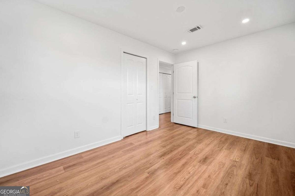 8535 HIRAM ACWORTH Highway Dallas - 21