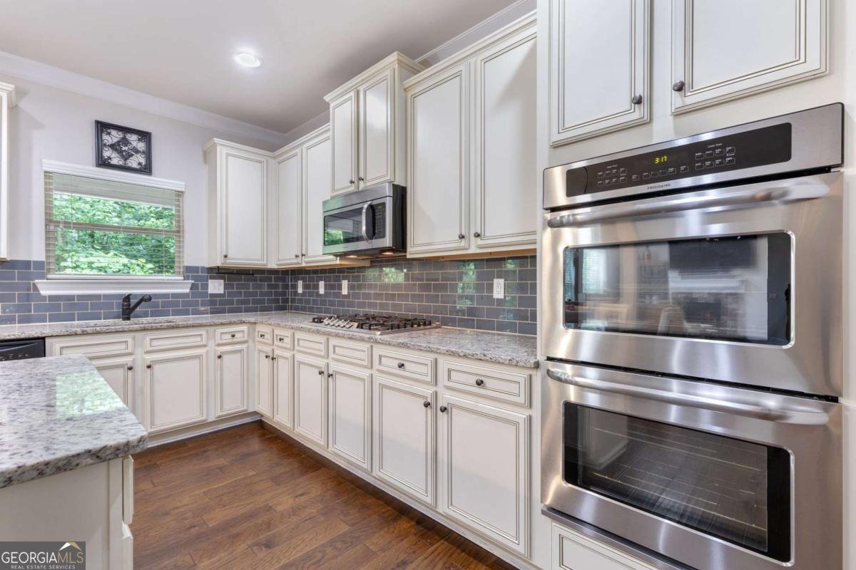 2307 Loughridge Drive Buford - 24