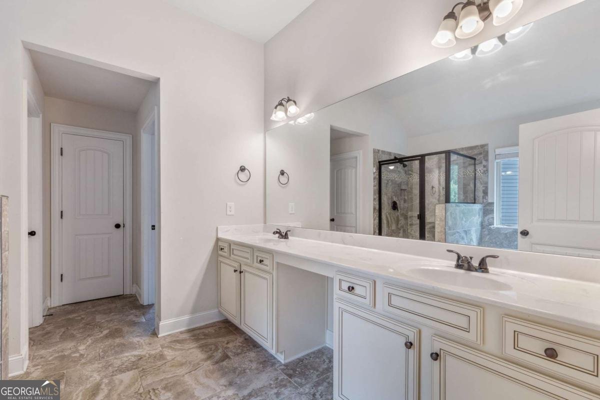 2307 Loughridge Drive Buford - 38