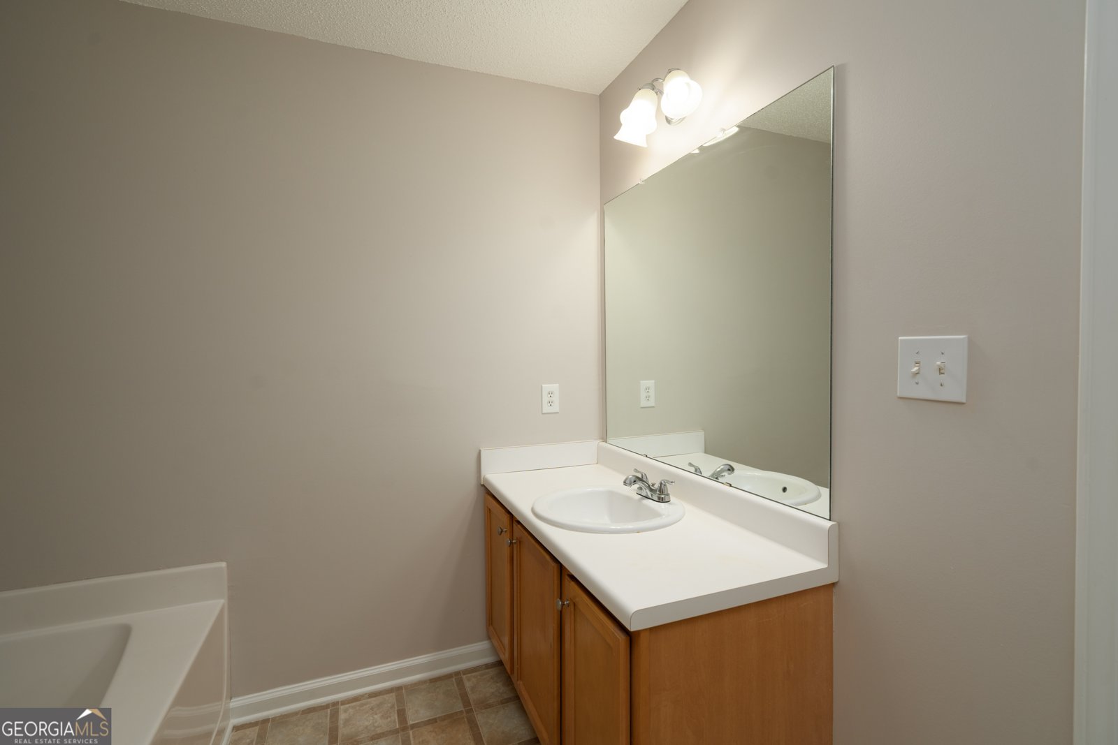 6010 Capitol Knoll Fairburn - 15