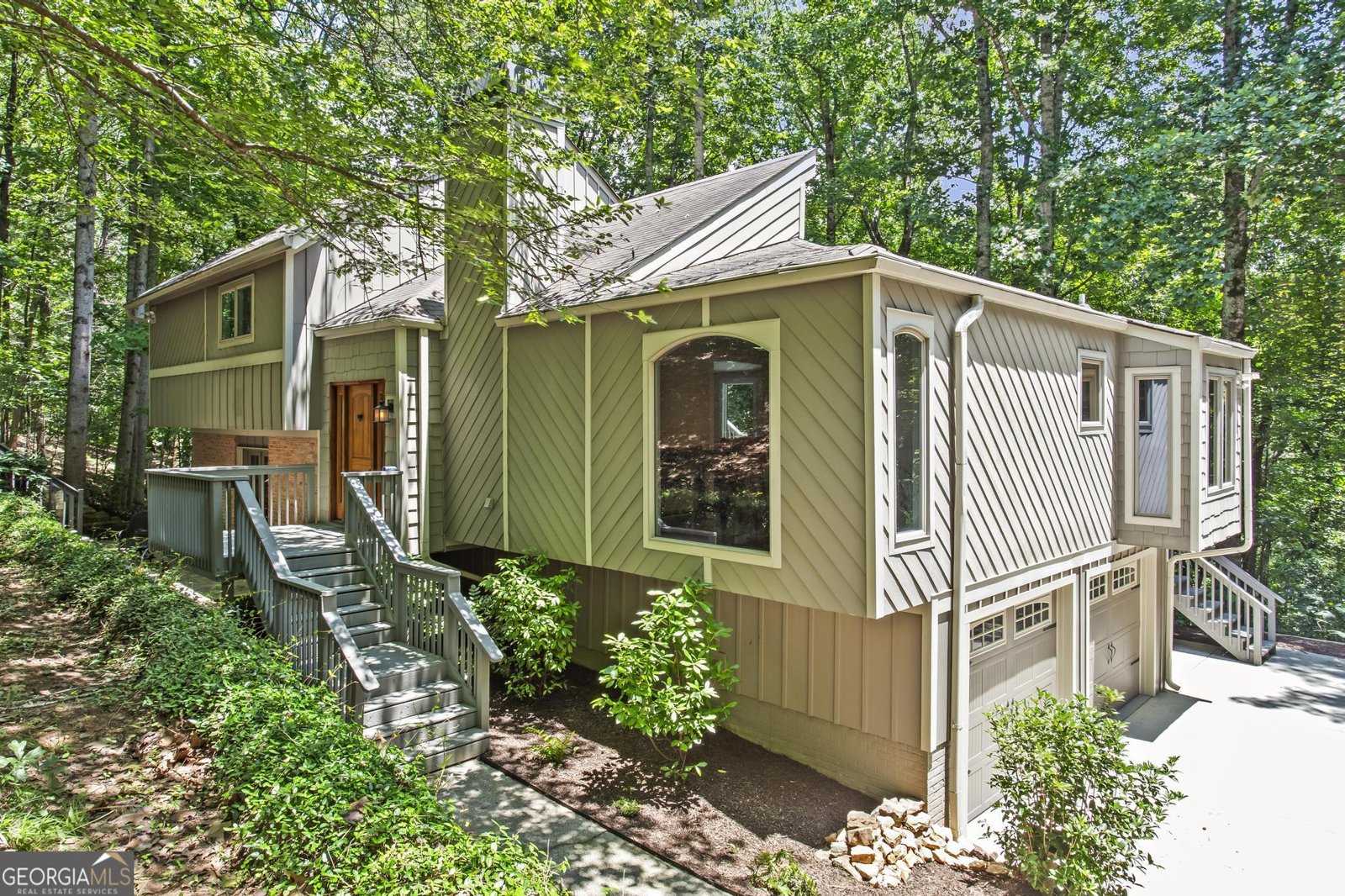 970 Pine Grove Pointe Drive Roswell - 1