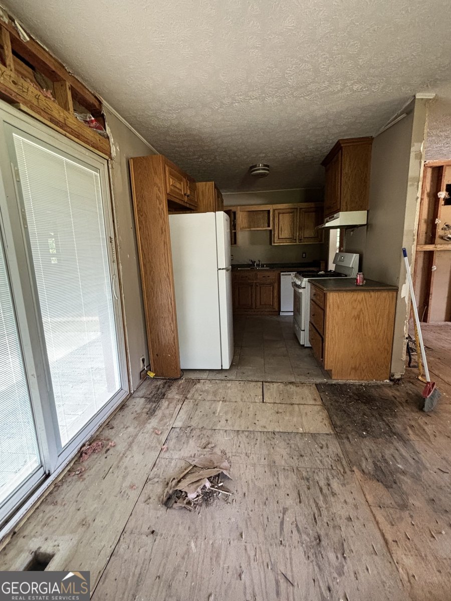 307 Hickman rd forsyth - 5