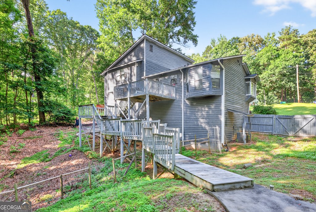 3328 Hidden Bluff Trail Snellville - 1