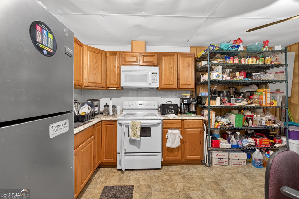 3328 Hidden Bluff Trail Snellville - 11