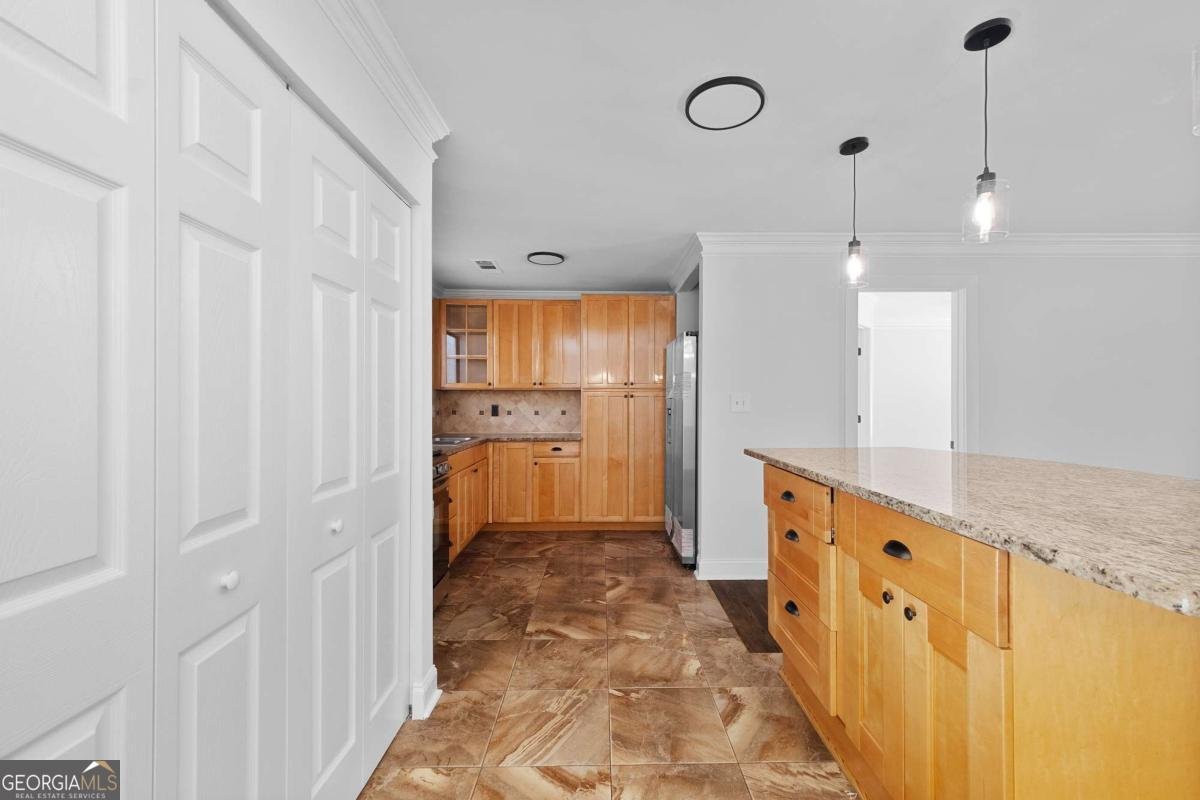 4946 Lake Ridge Trail Lilburn - 10
