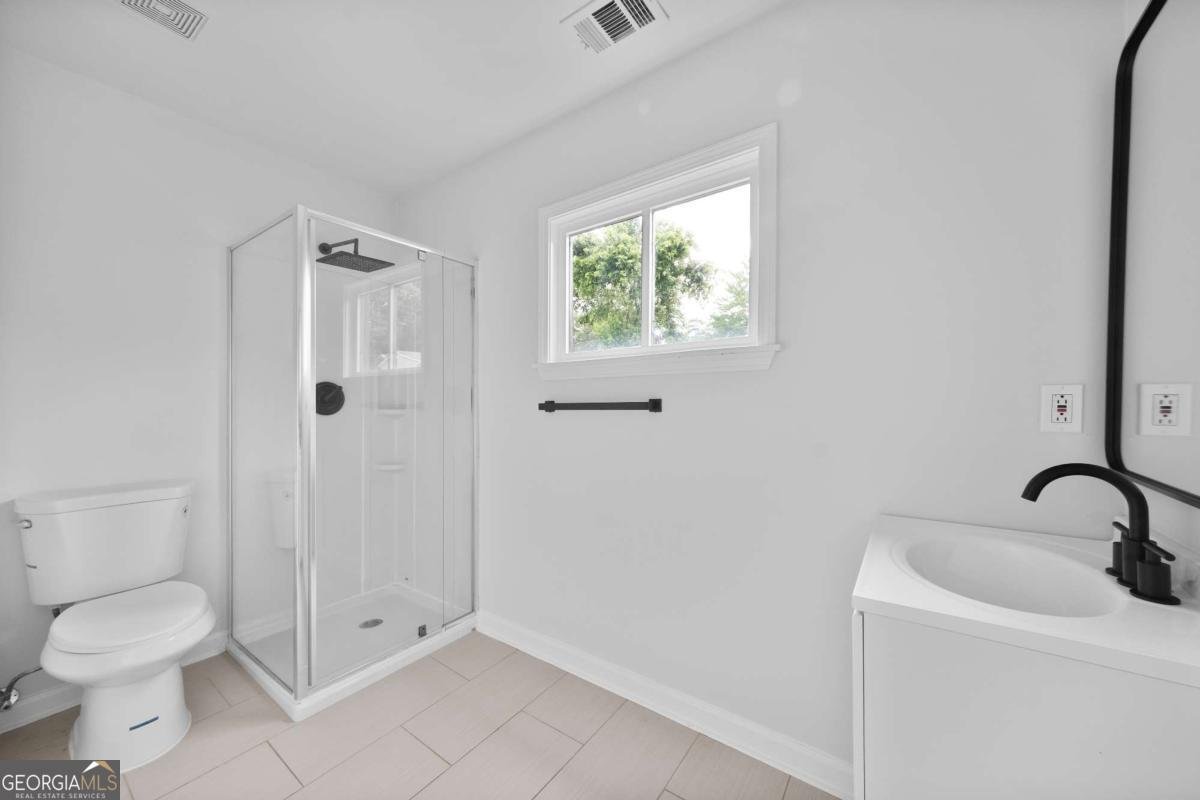 4946 Lake Ridge Trail Lilburn - 16