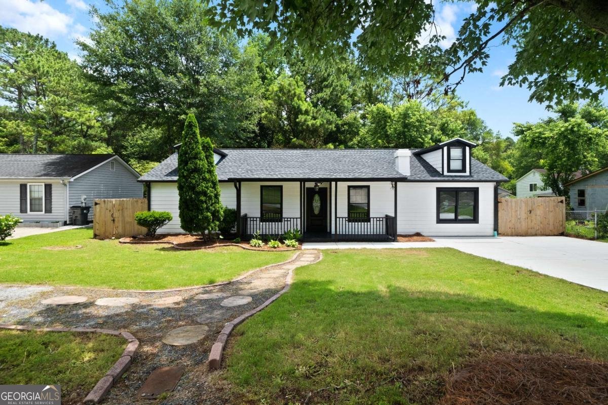 4946 Lake Ridge Trail Lilburn - 2