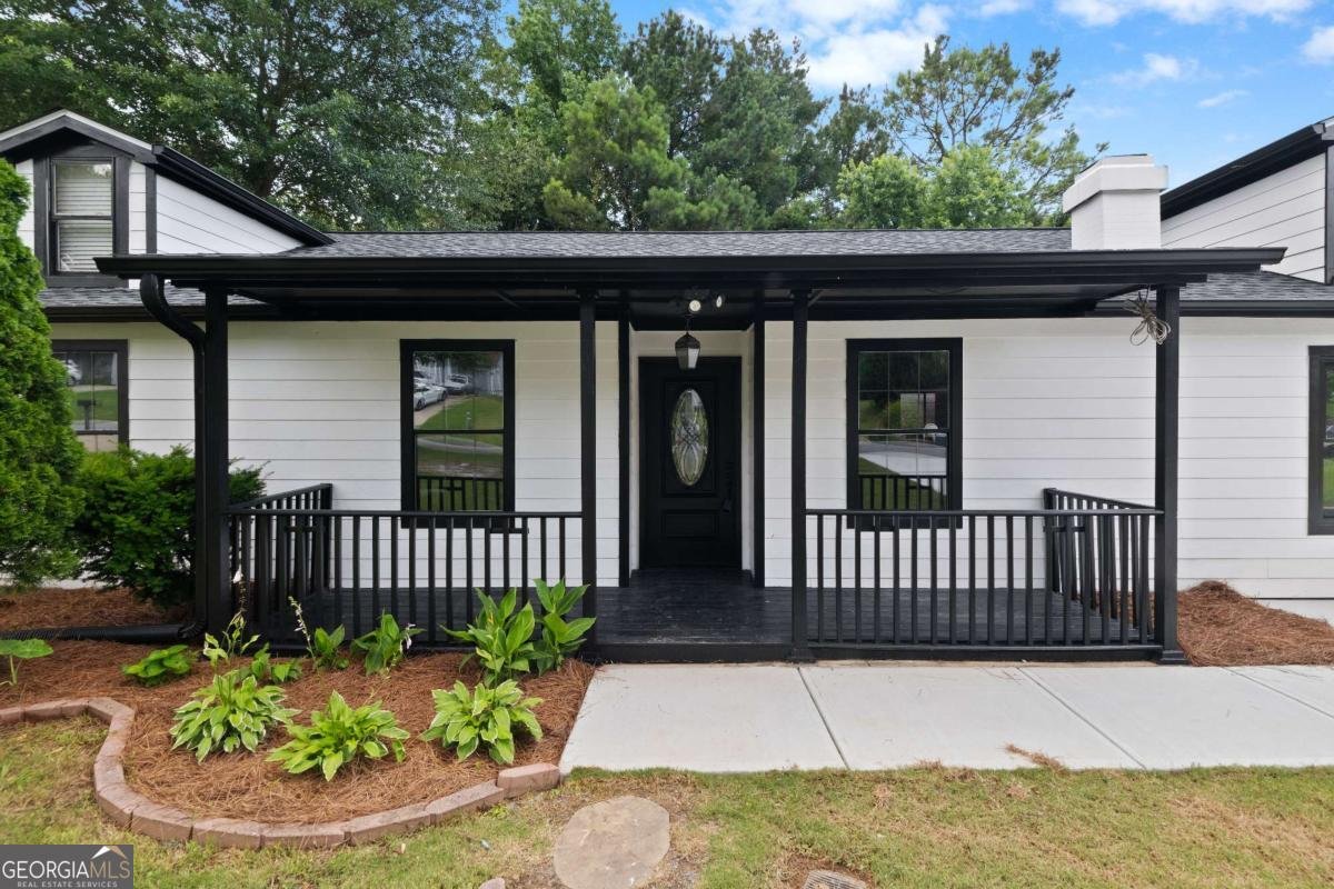4946 Lake Ridge Trail Lilburn - 3